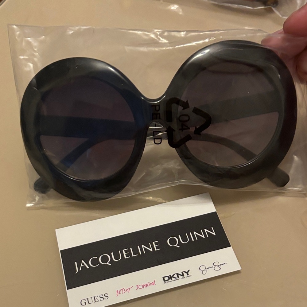 Round Black Oversized Sunglasses